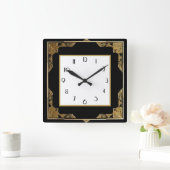 Der Rahmen in Gold und Schwarz Art Deco Quadratische Wanduhr (Zuhause)