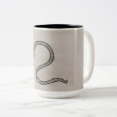 Der Regenwurm Zweifarbige Tasse (VorderseiteRechts)