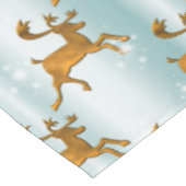 Der Rentier des Weihnachtsmanns läuft an Eisweihna Tischdecke (Schrägansicht)