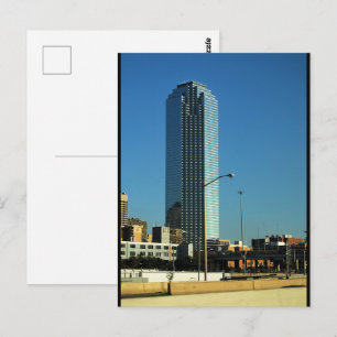 Der Riese von Dallas Postkarte