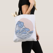 Der rosa/blaue Ozean mit dem Strand Tasche (Von Nahem)