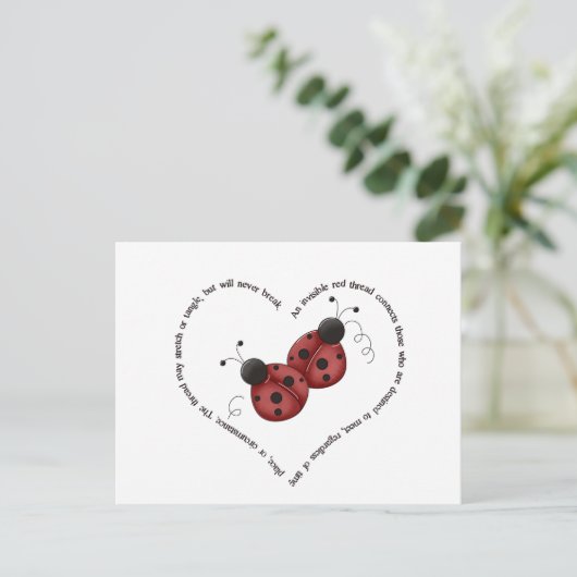 Der rote Thread Postkarte (Stehend Vorderseite)