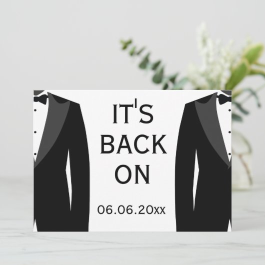 Der Rücken auf Schwarz-Weiß-Homosexuell-Hochzeit Save The Date (Stehend Vorderseite)