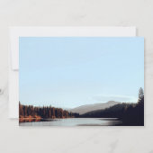 Der ruhige Bergsee im Gedenken an den Tod Einladung (Rückseite)