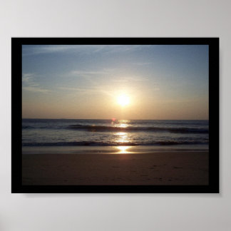 Der ruhige Morgen am Strand Poster