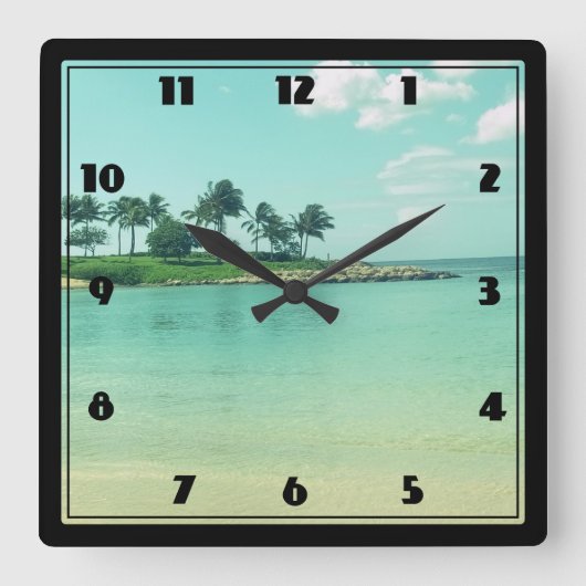 Der ruhige Strand von Serene Turquoise in Hawaii Quadratische Wanduhr (Vorderseite)