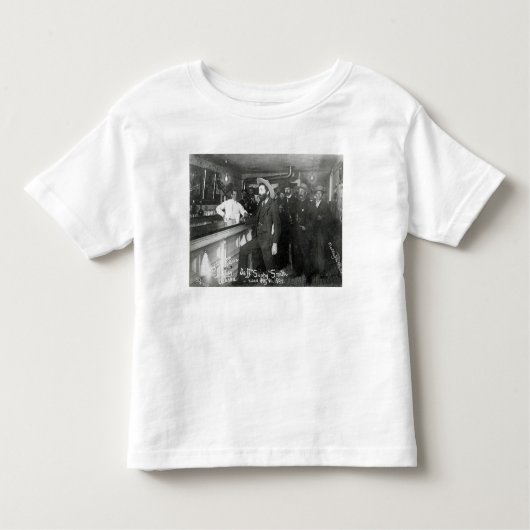 Der Saal-Bar des seifigen Smiths Kleinkind T-shirt (Vorderseite)
