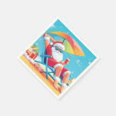 Der Santa Claus entspannt sich auf einem Sonnenbet Serviette (Ecke)