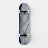 Der Schatten des Mondes, der auf dem Nordpazifik v Skateboard (Vorderseite)