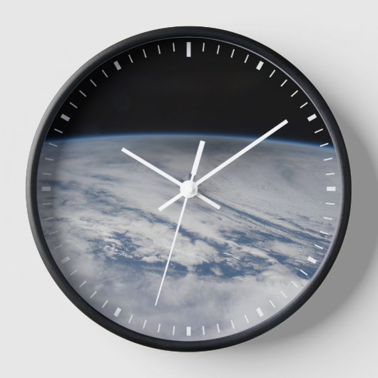 Der Schatten des Mondes, der auf dem Nordpazifik v Uhr (Vorderseite)