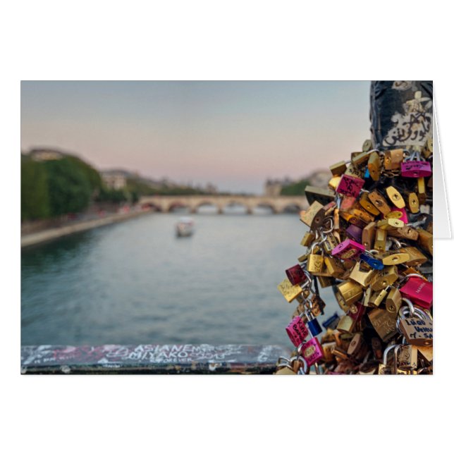 Der schöne Abend Sky in Paris mit Liebe Locks (Vorderseite (Horizontal))