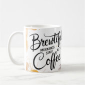 Der schöne Morgen beginnt mit der Tasse des Kaffee (Links)
