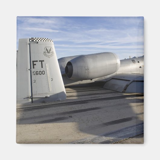 Der Schwanz eines A-10-Thunderbolls II Magnet (Vorne)