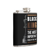 Der schwarze König ist das wichtigste Stück im Spi Flachmann (Rechts)