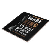 Der schwarze König ist das wichtigste Stück im Spi Fliese (Seite)