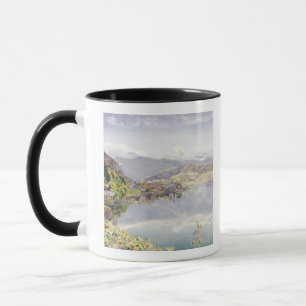 Der See der Luzerne, Berg Pilatus im Abstand Tasse