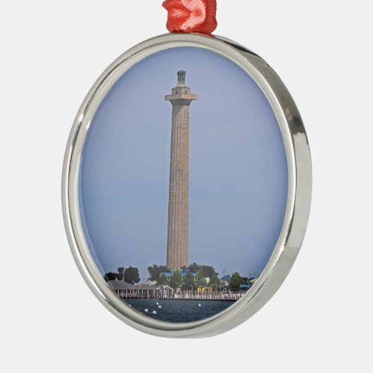 Der Sieg des Perrys und internationales Ornament Aus Metall (Links)