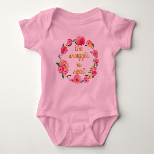 Der Snuggle ist wirklicher lustiger Baby Strampler