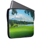 Der Sommer auf dem Golfplatz Laptopschutzhülle (Vorne Rechts)