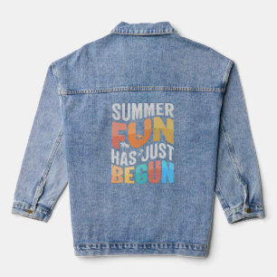 Der Sommerspass hat gerade begonnen Jeansjacke