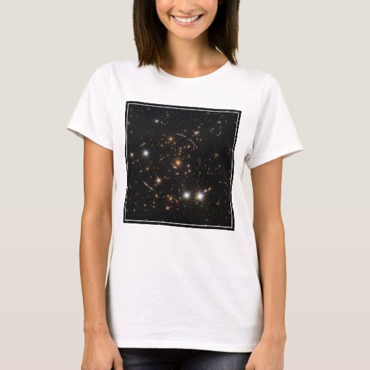 Der Sonnenaufgang in einem riesigen Galaxiehaufen T-Shirt (Vorderseite)