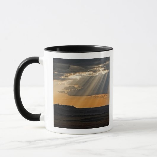 Der Sonnenuntergang auf dem Masai Mara. Tasse (Links)