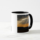 Der Sonnenuntergang auf dem Masai Mara. Tasse (VorderseiteRechts)
