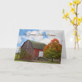 Der sonnige Herbst über dem Hügelstall und dem Bau Karte (Gelbe Blume)