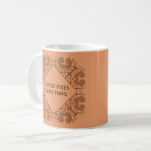 Der sonnige Kaffee fixt alles Celtic Tribal Scroll Kaffeetasse (Vorderseite Links)