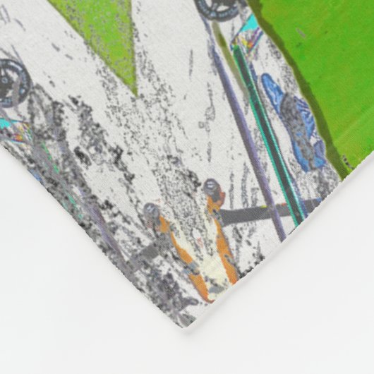 Der Speedster - Der schwarze schwarze Roller Fleecedecke (Ecke)