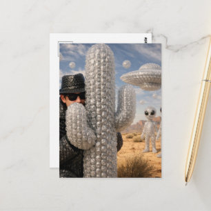 Der Spion in der Wüste mit den Außerirdischen Postkarte