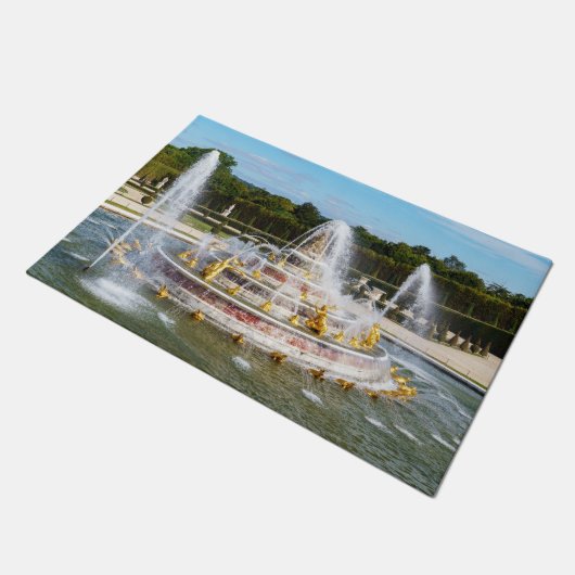 Der Springbrunnen von Latona im Garten von Versail Fußmatte (Schrägansicht)