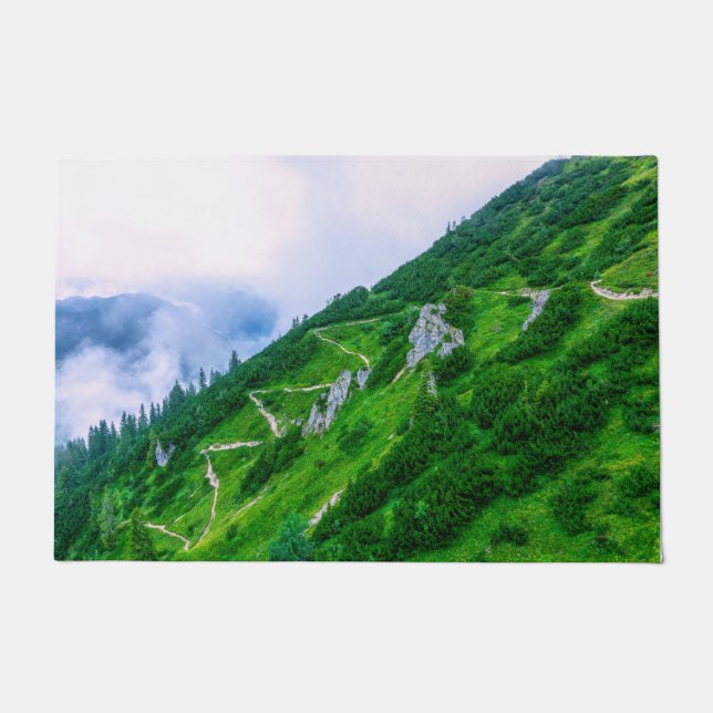 Der steile Weg auf dem Berg Fußmatte (Vorderseite)