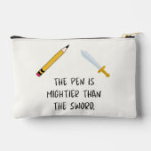 Der Stift ist mächtiger als das Schwert Zubehörtasche (Rückseite)