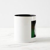 Der Stolz der Nation Zweifarbige Tasse (Mittel)