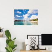 Der Strand des Luxusresorts WELLNESS-CENTER Poster (Heimbüro)