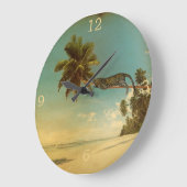 Der Strand von Leopard Palm Tree Große Wanduhr (Winkel)