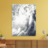 Der Sturm Conson nähert sich Vietnam Leinwanddruck (Insitu (Wohnzimmer))