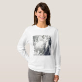 Der Sturm Conson nähert sich Vietnam T-Shirt (Vorne ganz)