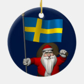 Der süße Weihnachtsmann mit der Flagge Schwedens Keramikornament (Hinten)