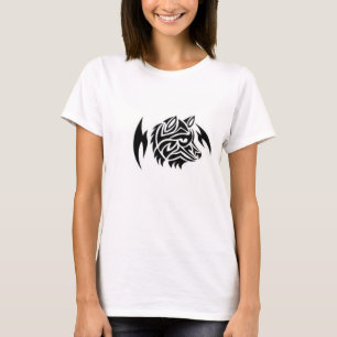 Der T - Shirt der Frauen mit Stammes- Wolf
