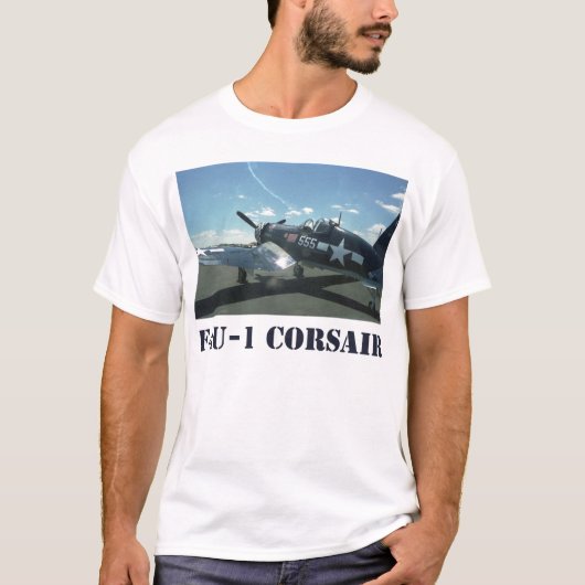 Der T - Shirt der Männer des Seeräuber-F4U-1 (Vorderseite)