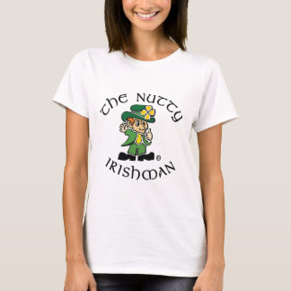 Der T - Shirt der nussartigen Ire-Frau