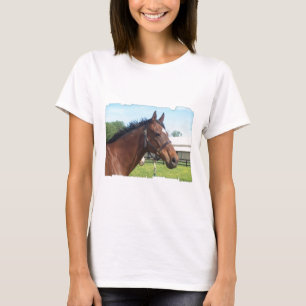 Der T - Shirt der wachsamen arabischen