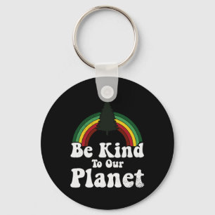 Der Tag der Erde sei nett zu unserem Planeten Retr Schlüsselanhänger