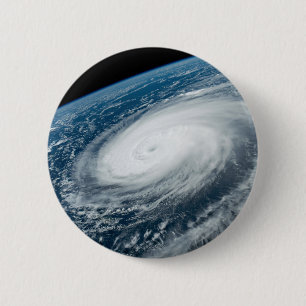 Der Taifun Hinnamnor. Button