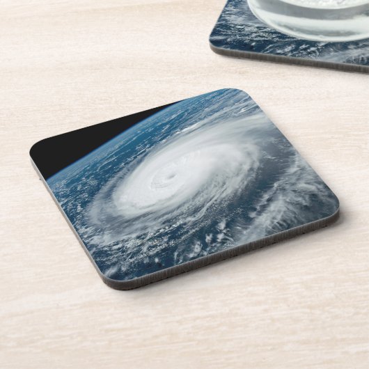 Der Taifun Hinnamnor. Getränkeuntersetzer (Linke Seite)