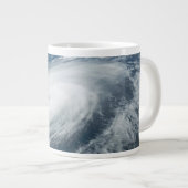 Der Taifun Hinnamnor. Jumbo-Tasse (Vorderseite Rechts)