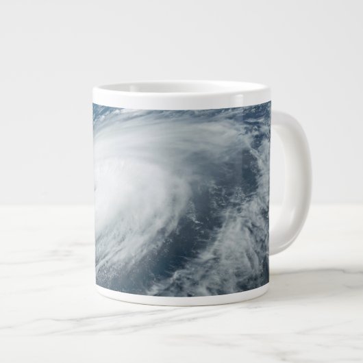 Der Taifun Hinnamnor. Jumbo-Tasse (Vorderseite Rechts)