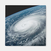 Der Taifun Hinnamnor. Magnet (Vorne)